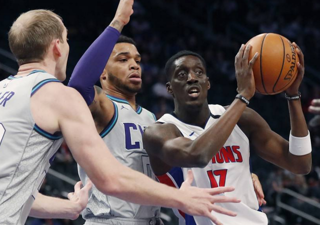 威廉姆斯逆转迈凯伦，佩雷兹状态火热